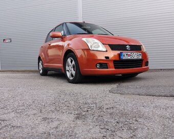 Suzuki Swift - 3