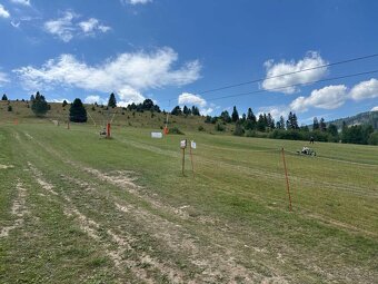 Stavebny pozemok priamo pri vleku - 3