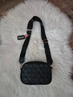 kabelka Guess crossbody. - 3