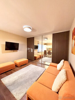 Ponúkame Vám na prenájom 2 izbový byt v rodinnom dome s gará - 3