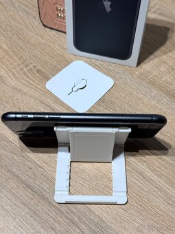 Apple iPhone 11 128GB čierny - 3
