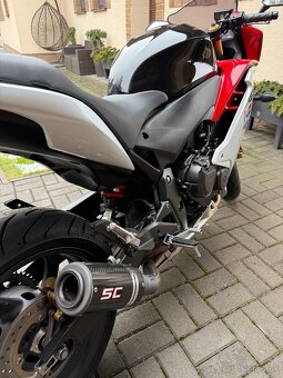 HONDA CBR 600F - 3