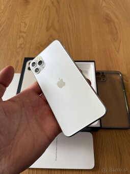 iPhone 11 Pro Max 64 gb Silver - komplet príslušenstvo,záruk - 3