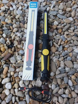 LED dielenská baterka , magnetická - 3