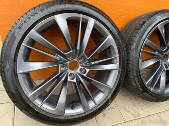 ACAMAR orig.skoda Superb3V 5x112 8j x19 ET 44 VW - 3
