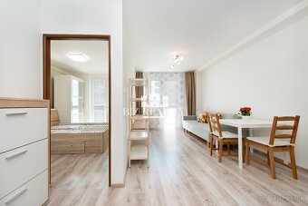 NA PREDAJ | 2 garsónka 34m2 |komplet rekonštrukcia| Trenčín - 3