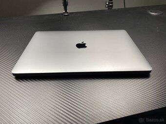 Macbook Air 13" 2019 - 3