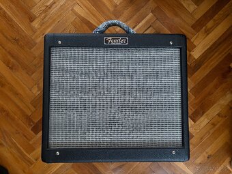 Fender Blues Junior III 1x12 - lampové kombo - 3