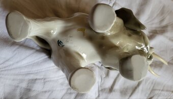 Porcelánový Slon - 3