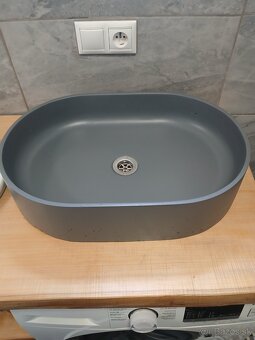 Umývadlo z Pancierového betónu B30 - 3