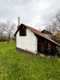 Rekreačný domček so širokým slnečným pozemkom, Staré Levice - 3