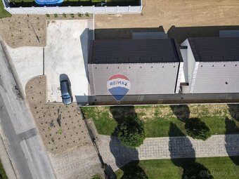 Skolaudované novostavby 4-izbových rodinných domov, Rakoľuby - 3