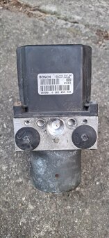 ABS Pumpa Audi A4 B6 Quattro , Čerpadlo ABS - 3