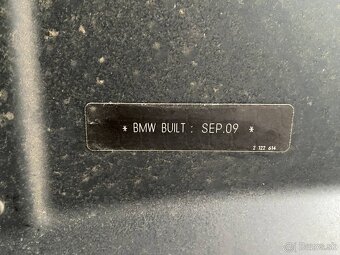 BMW E60/E61 Kapota - 3