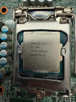 Predám netestovanú Lenovo dosku s procesorom i3 7100. - 3
