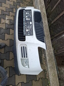 Škoda Fabia 2 predný nárazník - 3