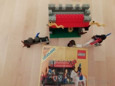 Lego Castle 6041 - Armor Shop - 3