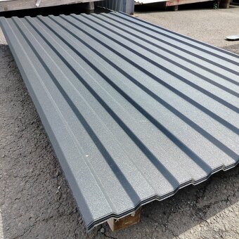 Trapezový plech T-12 Antracit 0,5hr. 2m - 3