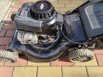 Benzínová kosačka s motorom Briggs & Stratton - 3