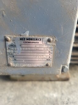 Motor z prevodovku - 3