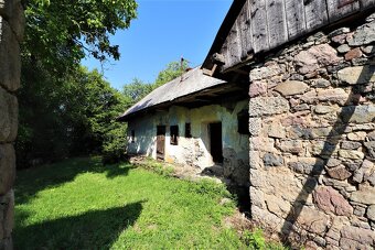 Historická usadlosť z roku 1920 na polosamote – Veľká Lehota - 3
