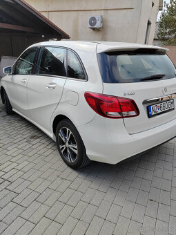 Mercedes-Benz B - 3