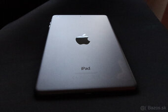 iPad mini 2 Kozmická sivá 32 GB - 3