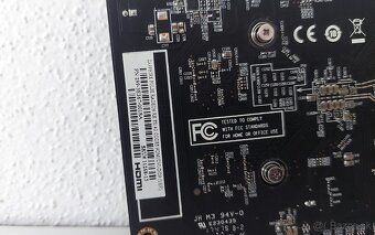 Predám grafickú kartu SAPPHIRE Pulse Radeon RX 550 4GB - 3