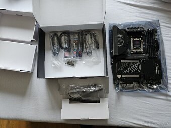 MSI MPG 870E Carbon WIFI - 3