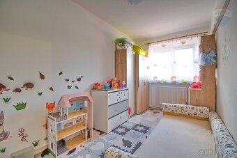 Na predaj dva byty, garáž, dvor, terasa, centrum mesta Veľký - 3