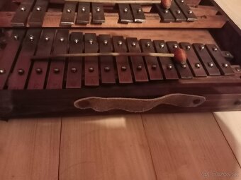 Starožitný xylofón - 3