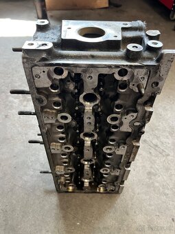 Hlava valcov VW transporter T6 - 3