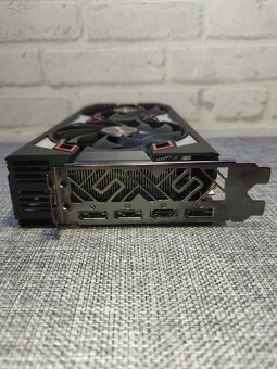 Sapphire Radeon RX 5700 XT - 3