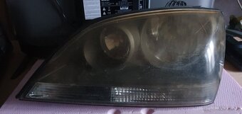 Predam predne a zadne svetla kia sorento - 3