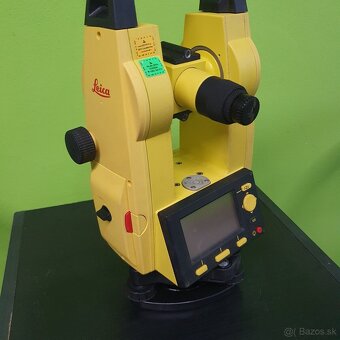 Teodolit Leica BUILDER T100 - 3