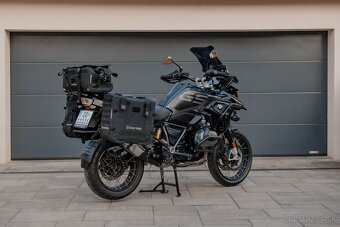 BMW R1250GS, Tripple Black, 2023, odpočet DPH (17.480 eur ne - 3