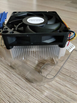 AMD Athlon X4 740X chladič - 3