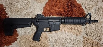 Predám airsoftku M4 AR15 + výbava - 3