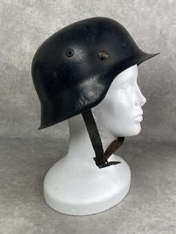 vojenské prilby - 3