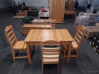 Stôl a stoličky - 3