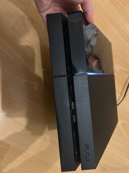 SONY PS4- konzola - 3