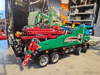 LEGO Technic 42008 Servisný nákladiak - 3