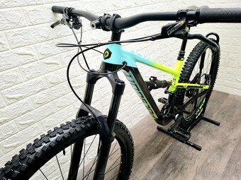 Predám celoodpružený bicykel Polygon Siskiu T7 29" - 3