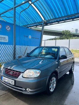 ROZPREDÁM Hyundai accent II 1.3l - 3