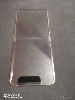 Samsung Galaxy z flip 4 8/256gb - 3
