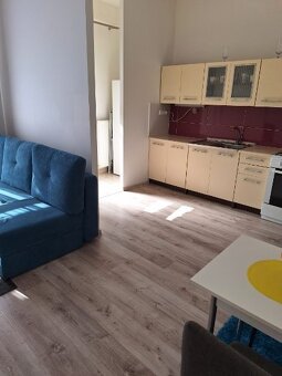 Útulná garsónka v centre Serede - Podnájom - 3