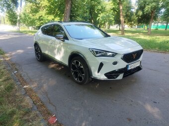 Cupra Formentor 2.0 TSI VZ 228 kW 4x4, panorama, ťažné - 3