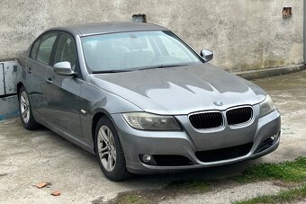 Rozpredám na diely BMW E90 318i 2010 - 3