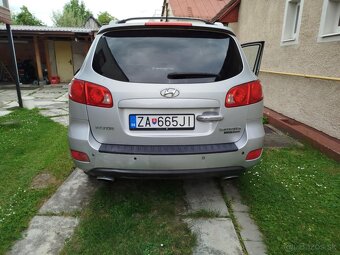 HYUNDAI SANTA FE - 3