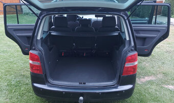 VW Touran 2,0 - 3